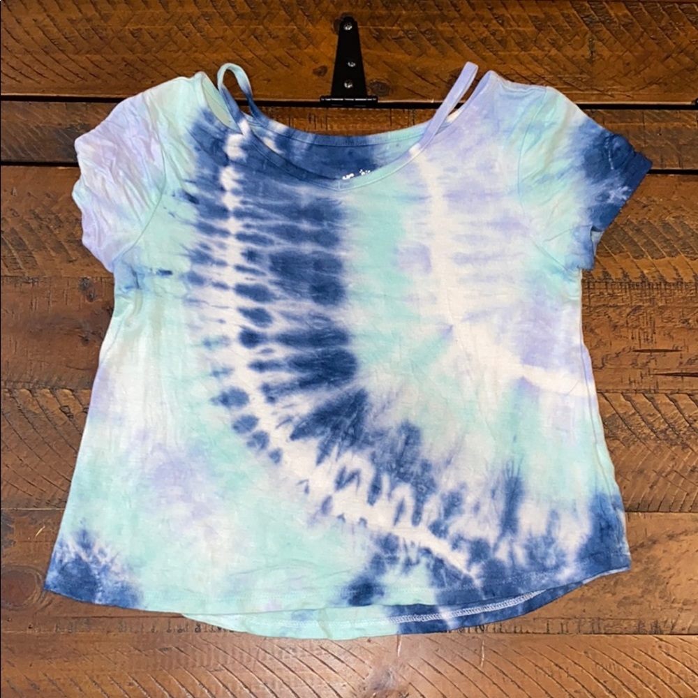 Justice tie dye shirt - size 8 - EUC